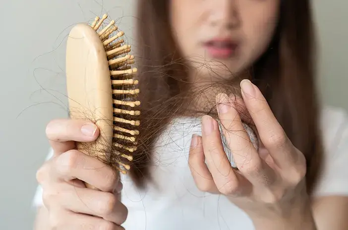 Kenapa Rambut Sering Rontok?
